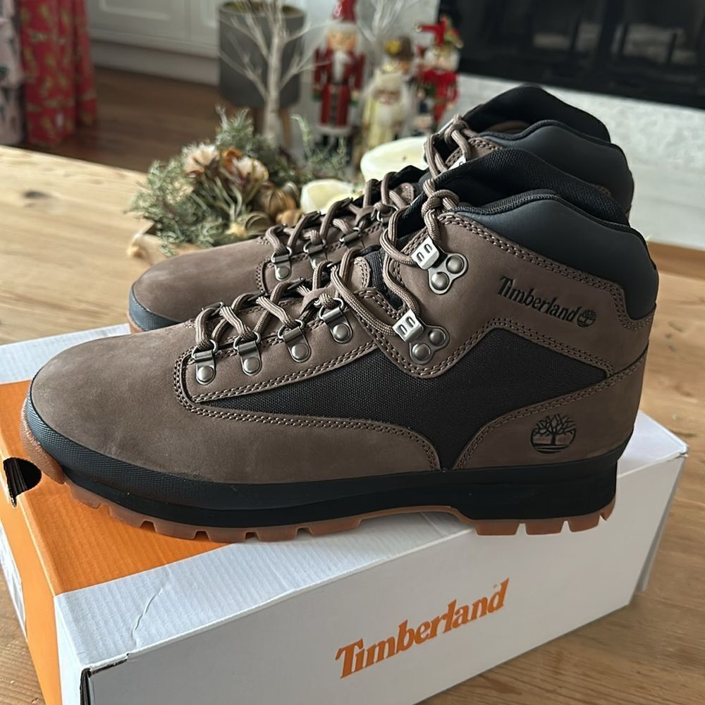 Timberland Euro Hiker Leather Boot Color: Brown Nubuck W Beige NEW in Box